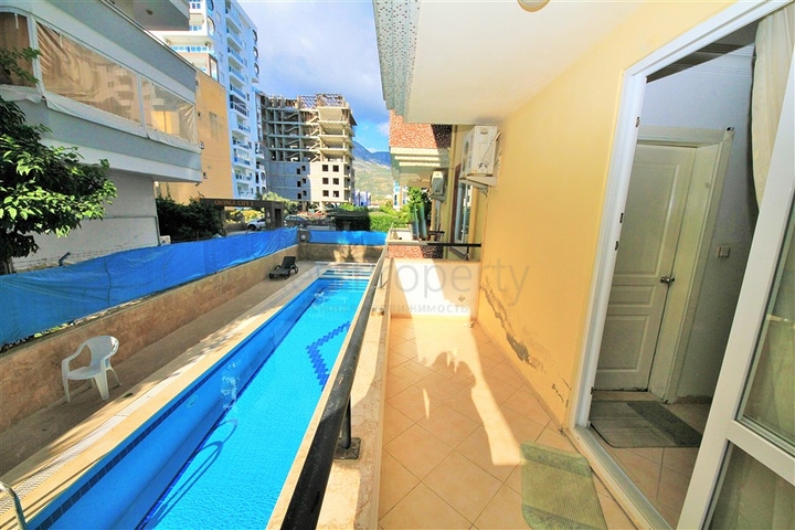 Geräumige 2+1-Wohnung 300 Meter vom Meer entfernt