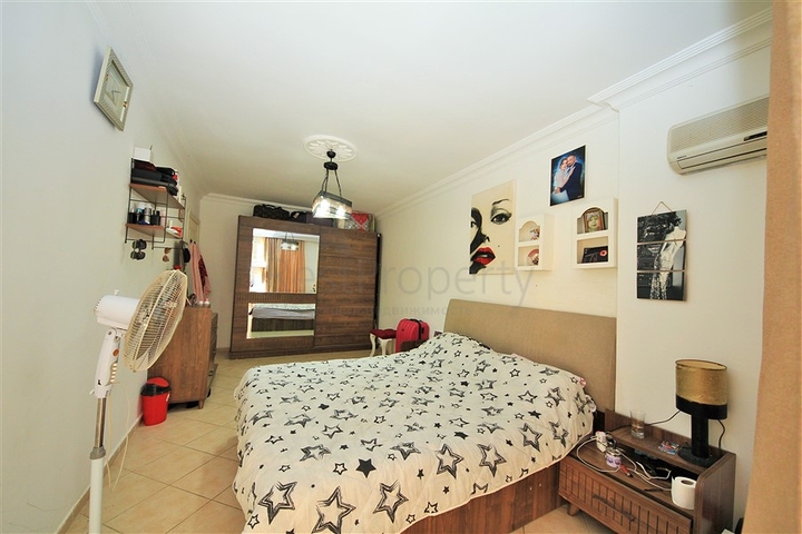 Geräumige 2+1-Wohnung 300 Meter vom Meer entfernt