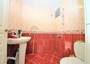 Geräumige 2+1-Wohnung 300 Meter vom Meer entfernt