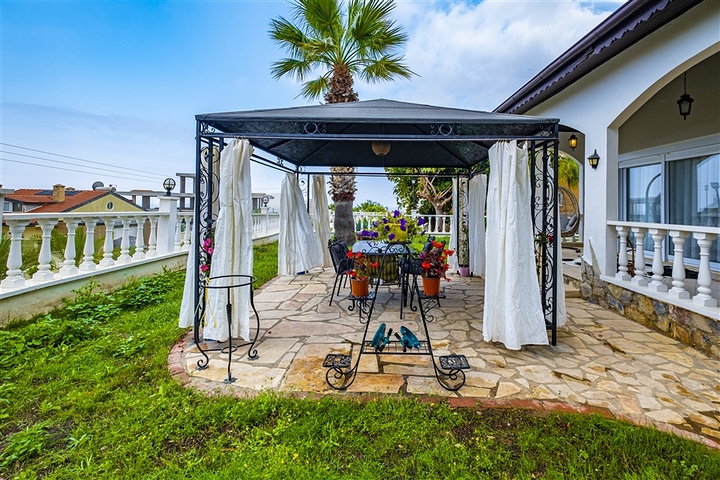 Villa mit herrlicher Aussicht in Kargicak Villa mit herrlicher Aussicht in Kargicak