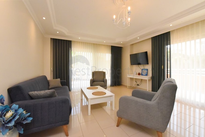 2+1 Wohnung an der ersten Küste im Stadtteil Demirtas