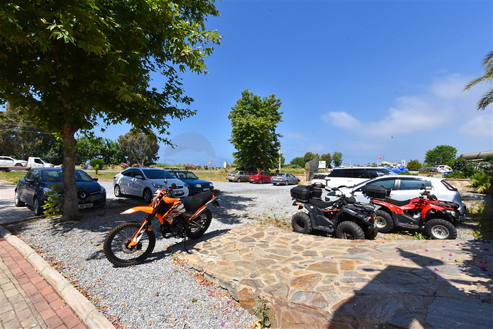 2+1 Wohnung an der ersten Küste im Stadtteil Demirtas