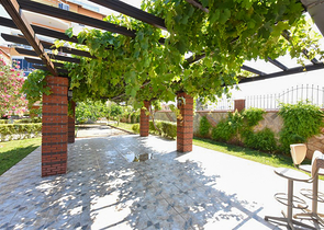 2+1 Wohnung an der ersten Küste im Stadtteil Demirtas