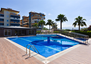 2+1 Wohnung an der ersten Küste im Stadtteil Demirtas