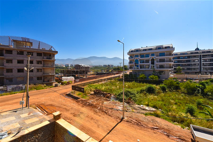 3+1 Apartment in einem neuen Komplex im Stadtteil Oba