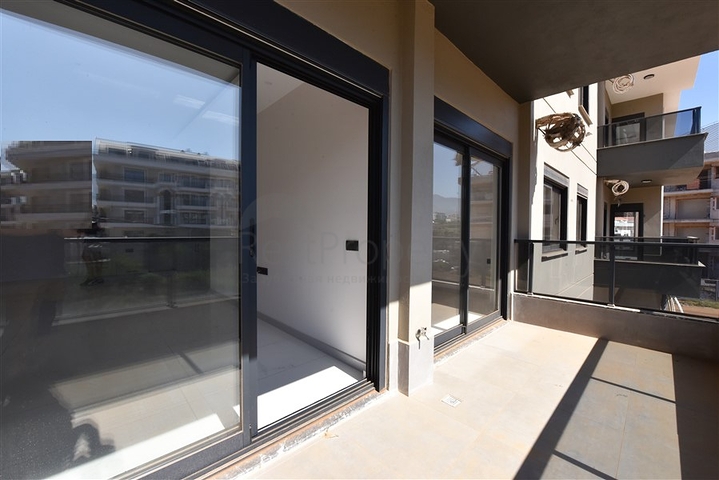 3+1 Apartment in einem neuen Komplex im Stadtteil Oba