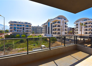 3+1 Apartment in einem neuen Komplex im Stadtteil Oba