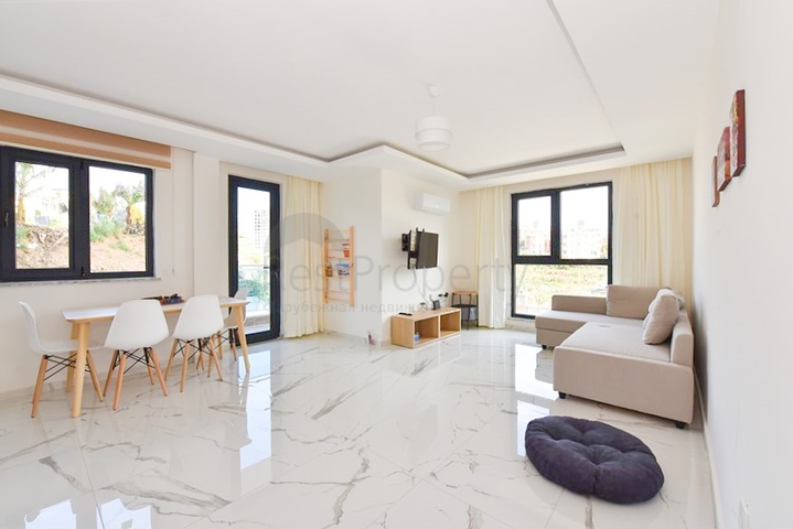 1+1 Wohnung mit Möbeln und Geräten, im Stadtteil Mahmutlar