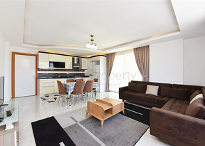 Möblierte 2+1-Wohnung im Stadtteil Mahmutlar