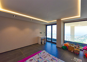 4+2 Villa mit Pool und Blick auf das Mittelmeer