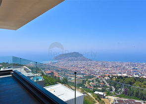 4+2 Villa mit Pool und Blick auf das Mittelmeer