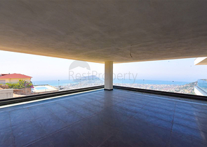 4+2 Villa mit Pool und Blick auf das Mittelmeer