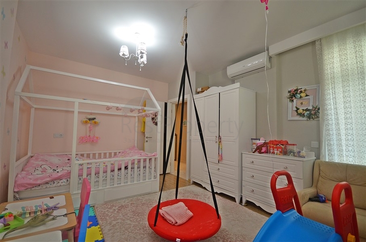 Geräumiges Penthouse für eine große Familie am Mittelmeer