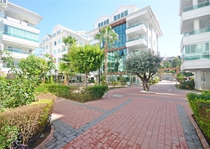 Geräumiges Penthouse für eine große Familie am Mittelmeer