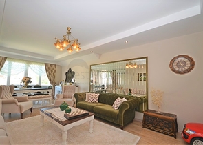 Geräumiges Penthouse für eine große Familie am Mittelmeer