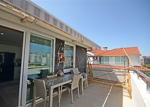 Geräumiges Penthouse für eine große Familie am Mittelmeer