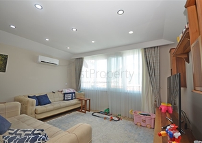 Geräumiges Penthouse für eine große Familie am Mittelmeer