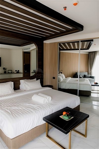 Neue Eigentumswohnung 200 Meter vom Strand von Bang Tao entfernt