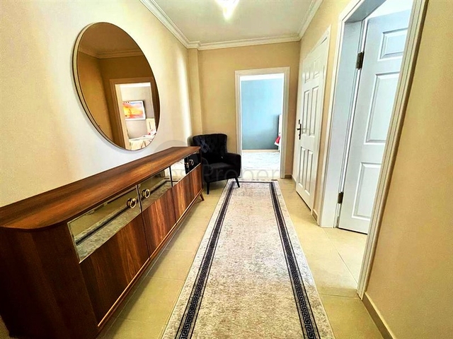 Geräumiges 3+1 Apartment im Stadtteil Avsallar