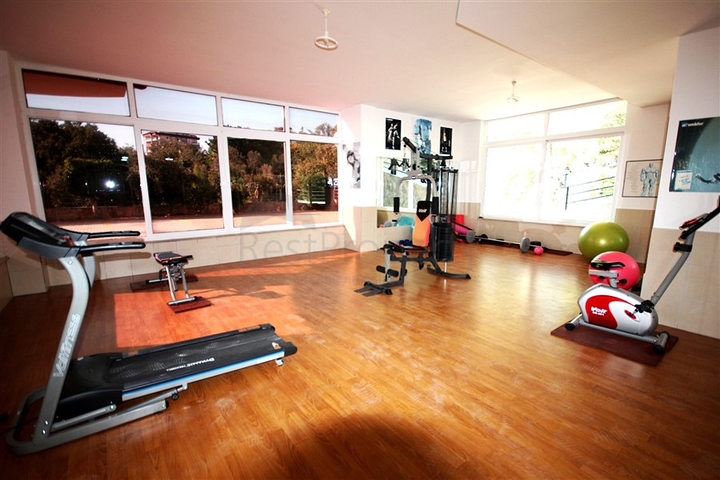 Geräumiges 3+1 Apartment im Stadtteil Avsallar