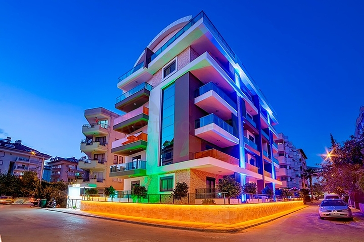 Wohnung 3+1 150 m vom Meer entfernt im Zentrum von Alanya