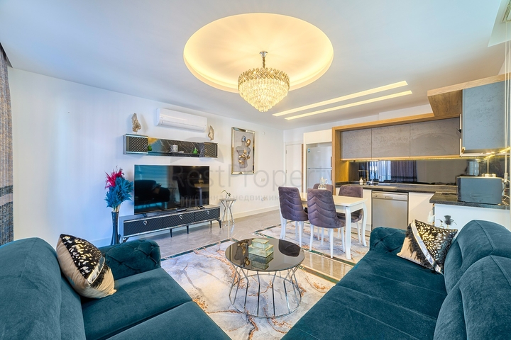 Wohnung 3+1 150 m vom Meer entfernt im Zentrum von Alanya