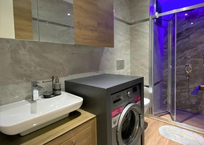 Wohnung 3+1 150 m vom Meer entfernt im Zentrum von Alanya