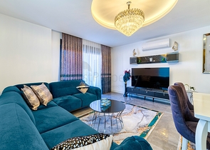 Wohnung 3+1 150 m vom Meer entfernt im Zentrum von Alanya