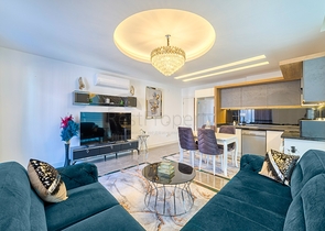 Wohnung 3+1 150 m vom Meer entfernt im Zentrum von Alanya