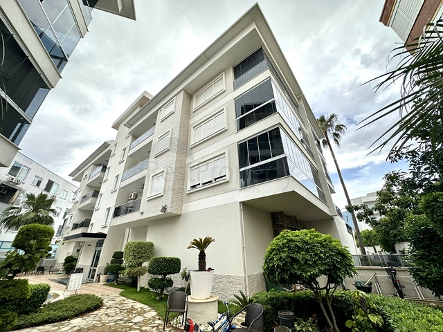 Geräumige 2+1-Wohnung im Stadtteil Oba