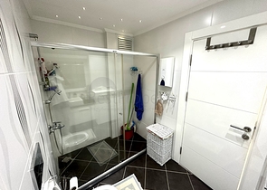 Geräumige 2+1-Wohnung im Stadtteil Oba