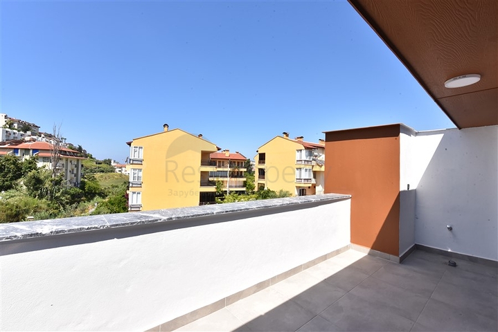 Villa mit Pool in Avsallar