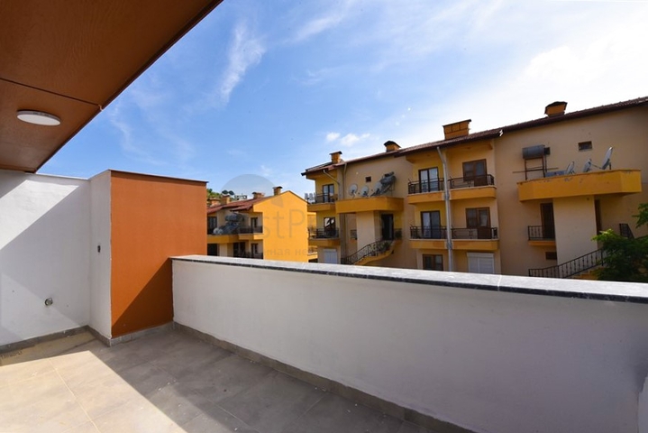 Villa mit Pool in Avsallar