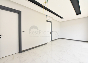 Villa mit Pool in Avsallar