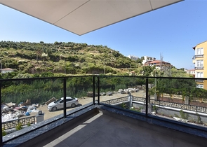 Villa mit Pool in Avsallar