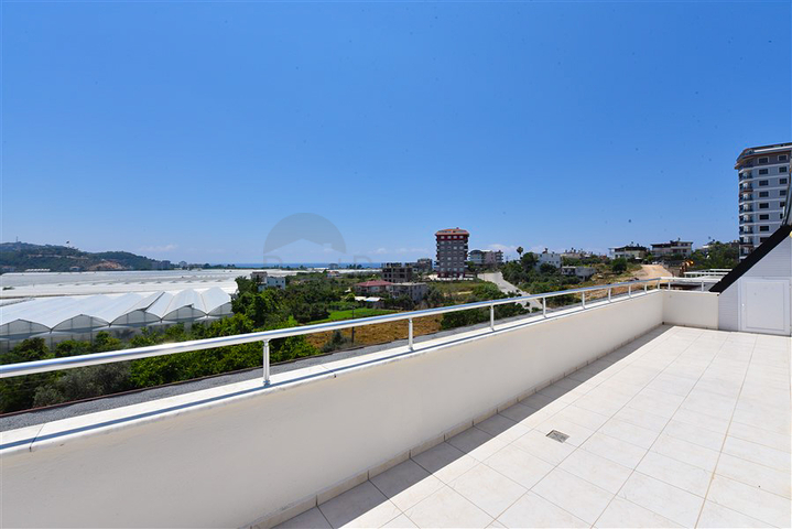 Großes 4+1 Penthouse mit herrlicher Aussicht im Viertel Demirtas