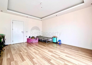 Zwei Zweizimmerwohnungen unter Staatsbürgerschaft, 200 Meter vom Meer entfernt im Stadtteil Tosmur