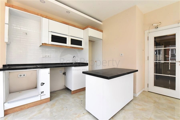 1+1 Wohnung in einem neuen Komplex im Stadtteil Tosmur