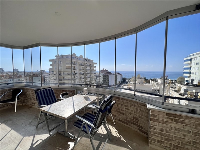 2+1 Wohnungen im hohen Stockwerk in Mahmutlar