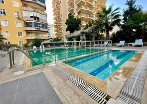 2+1 Wohnungen im hohen Stockwerk in Mahmutlar