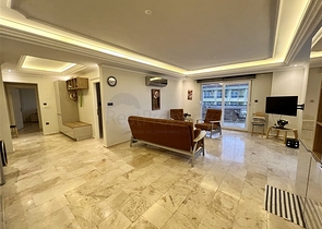 2+1 Wohnungen im hohen Stockwerk in Mahmutlar