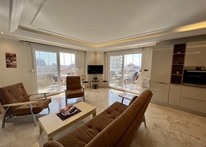 2+1 Wohnungen im hohen Stockwerk in Mahmutlar