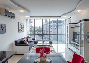 Helle Wohnung mit zwei Schlafzimmern im Stadtteil Oba