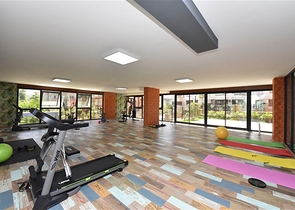 2+1 Apartment in einer Wohnanlage im Stadtteil Tosmur