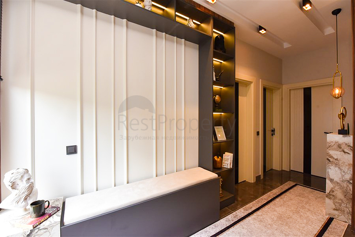 4+1 Villa mit modernem Design in der malerischen Gegend von Kargicak