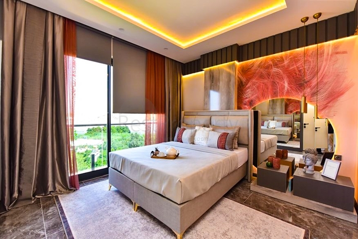 4+1 Villa mit modernem Design in der malerischen Gegend von Kargicak