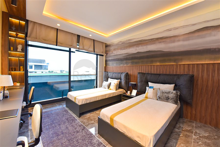 4+1 Villa mit modernem Design in der malerischen Gegend von Kargicak