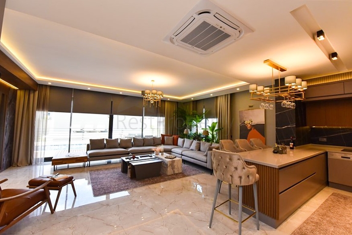 4+1 Villa mit modernem Design in der malerischen Gegend von Kargicak