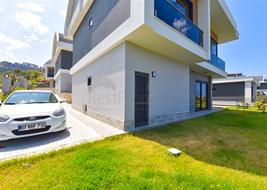 4+1 Villa mit modernem Design in der malerischen Gegend von Kargicak