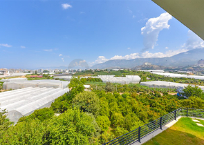 4+1 Villa mit modernem Design in der malerischen Gegend von Kargicak